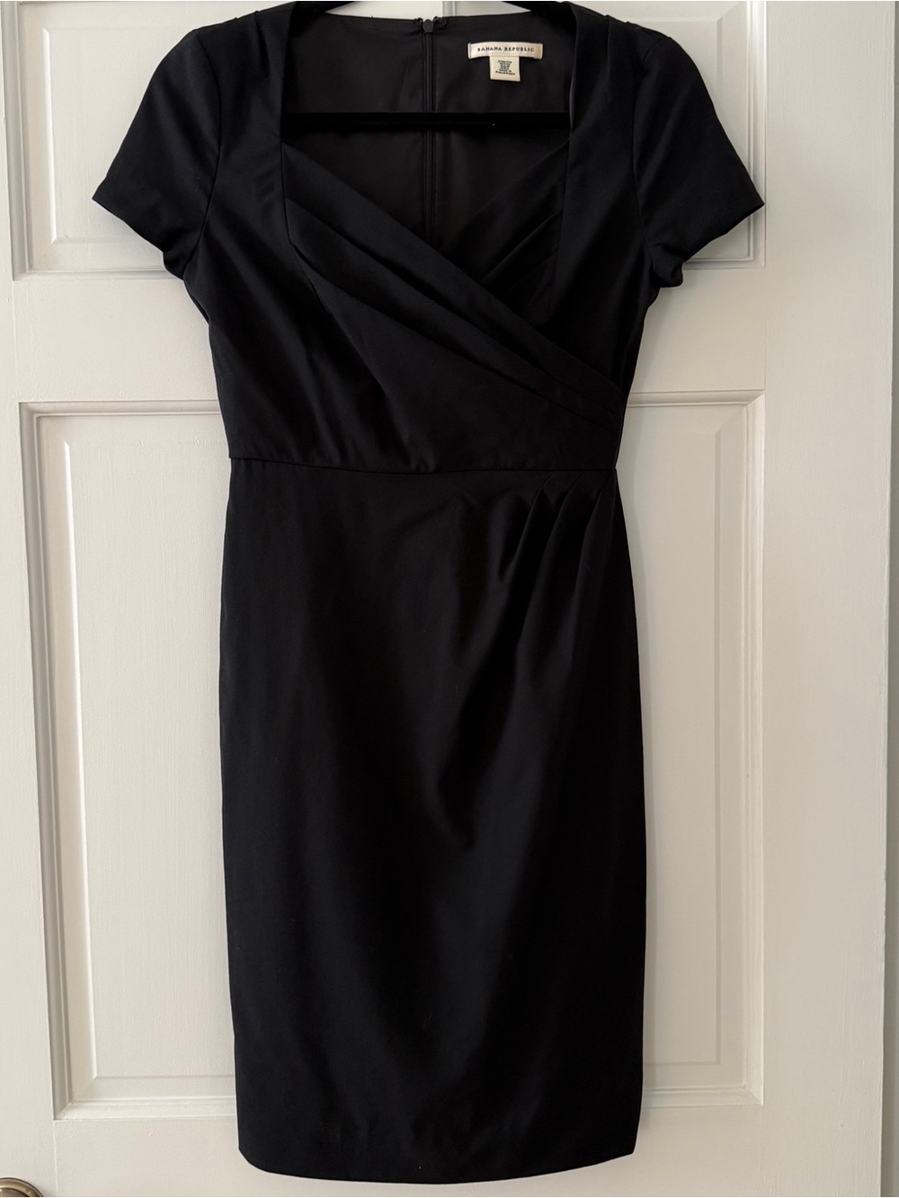 Banana Republic Black Cap-Sleeve Sheath Dress